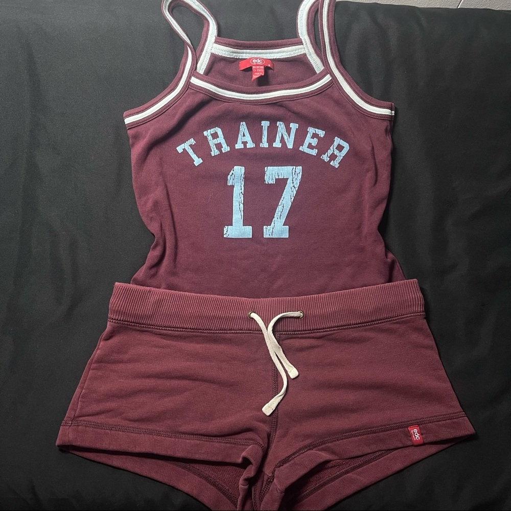 Burgandy 2 Piece Set